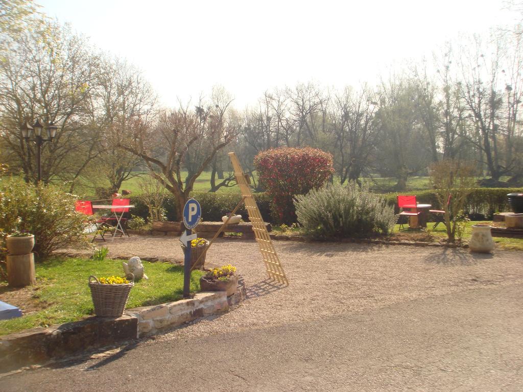 Moulin De Bourgchateau Люан Екстериор снимка